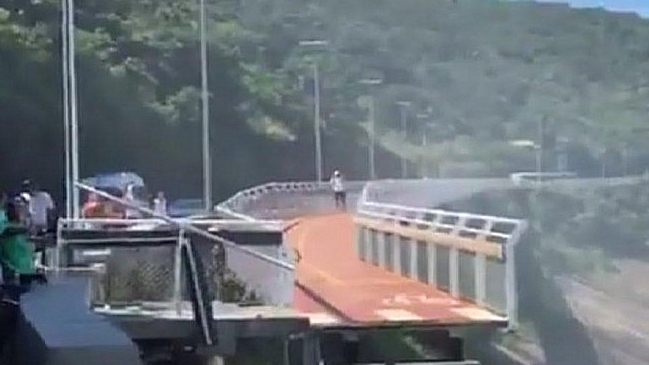 Derrumbe de ciclovía construida para los Juegos de Rio dejó dos muertos