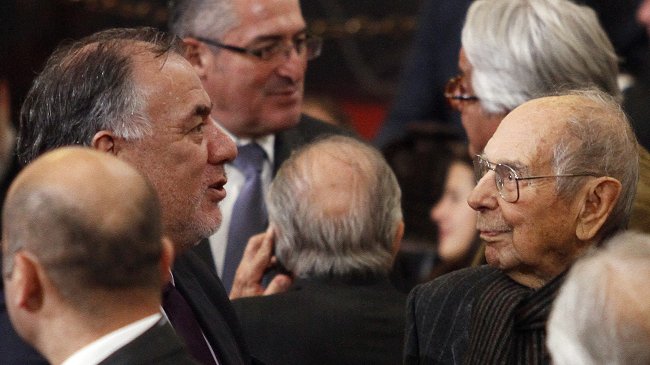 Andrade: Ver a Carlos Altamirano homenajeando a Aylwin sella un capítulo de la historia