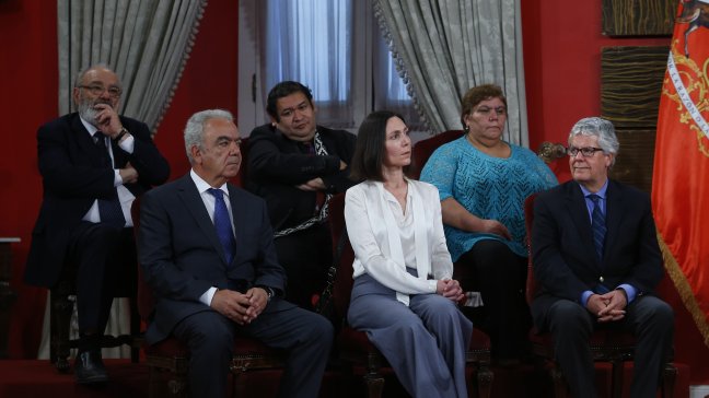 Integrantes del Consejo de Observadores criticaron spot del gobierno sobre cabildos