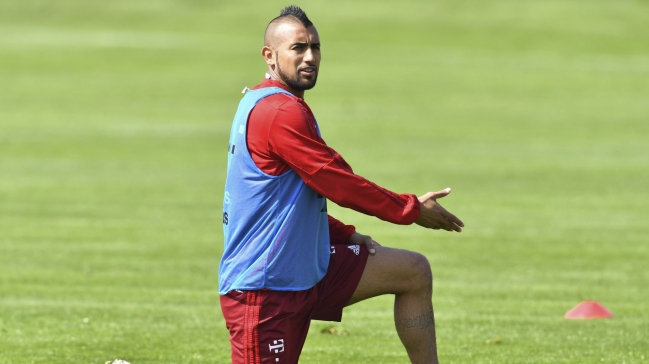 Guardiola reiteró que no le gustó simulación de Vidal, aunque descartó sanción