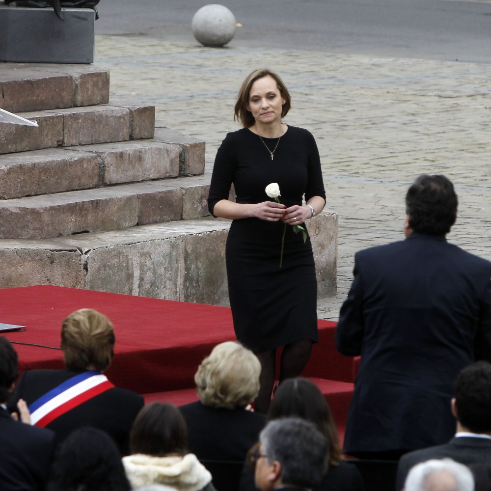 Carolina Goic pidió perdón ante Aylwin por las faltas de los políticos