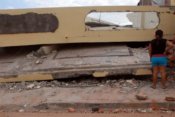 Presidente de Ecuador cifró en 646 las víctimas del terremoto