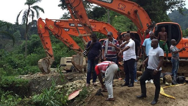 Deslizamiento de tierra deja al menos nueve muertos en Colombia