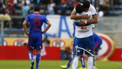 U. Católica mandó en el clásico ante U. de Chile y retornó a la cima del Clausura