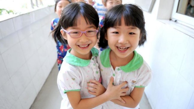 Aldea china de 50 familias tiene 16 parejas de gemelos