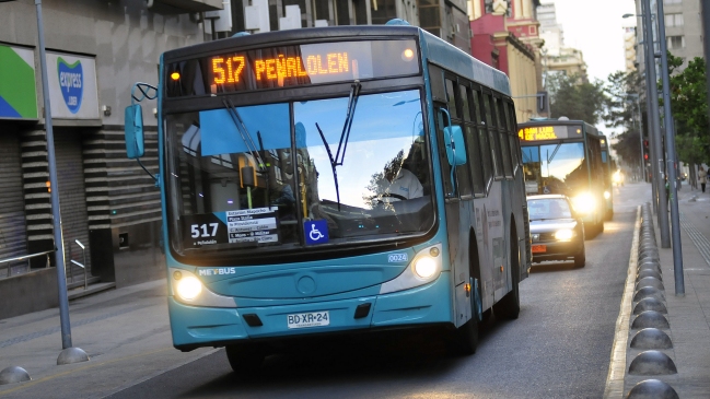 Gobierno analiza ampliar cobertura del Transantiago a otras provincias de la región