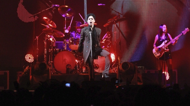 Revista asegura que Prince tenía Sida