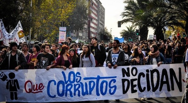 [Audio] La Historia es Nuestra El aumento de la corrupción en Chile