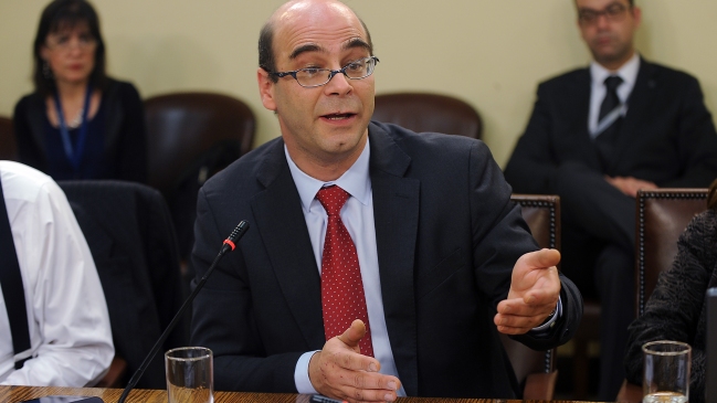 Constitucionalista: El TC se comporta como una tercera Cámara