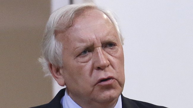 Ministro Burgos opina que Hernán Büchi dijo 