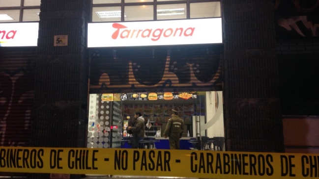 Carabineros detuvo a dos sujetos tras frustrado asalto a Servipag en Estación Central