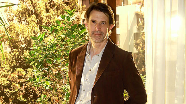 Francisco Melo deja TVN y se integra al área dramática de Mega