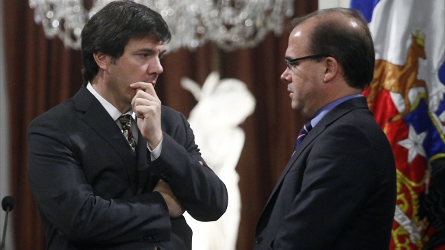 Adimark: Ministros Undurraga y Gómez-Lobo presentan caídas en aprobación