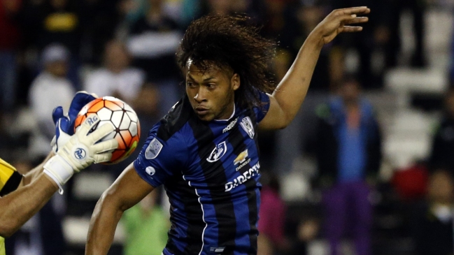 Colo Colo está tras los pasos del ecuatoriano Arturo Mina