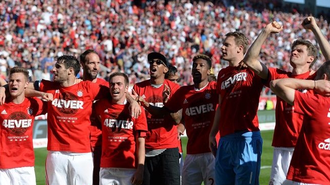 FC Bayern de Arturo Vidal conquistó el tetracampeonato de la Bundesliga alemana