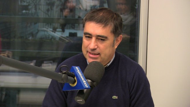 Desbordes criticó decisión de Chile Vamos de no apoyar proceso constituyente