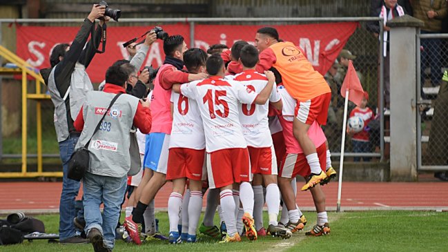 Diputado Iván Flores: El cobro de la ANFP a Valdivia es una barrera de entrada ilegal
