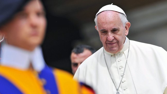 Francisco abre la puerta para que las mujeres sean diáconos
