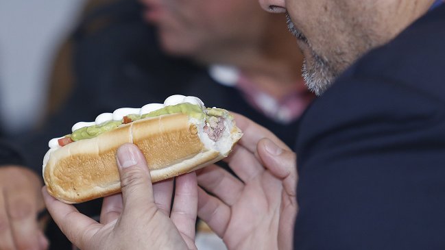 Gobierno aclaró que la ley de etiquetado no prohíbe las completadas en los colegios