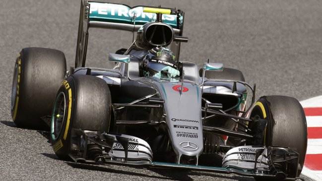 Los Mercedes dominaron en la última práctica en el Gran Premio de España