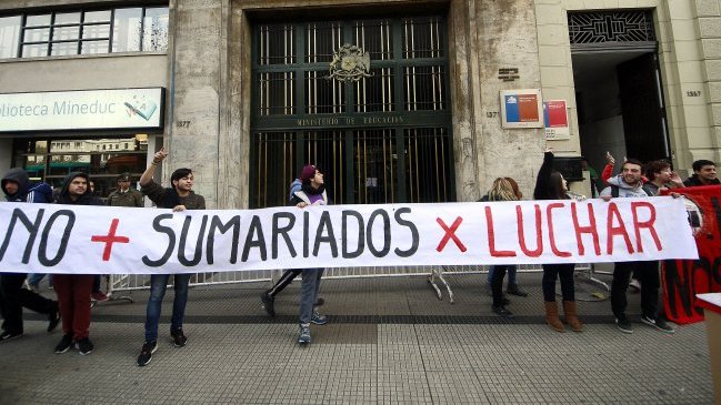 Estudiantes solicitan investigación contable en la Universidad Andrés Bello