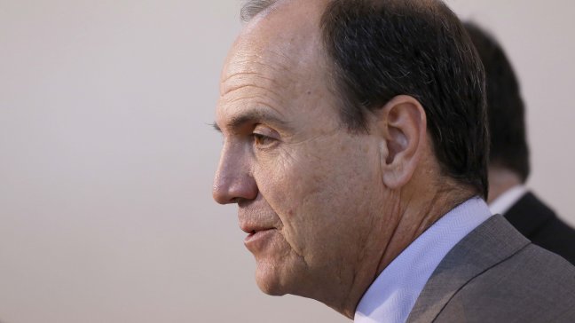 Monckeberg llamó al Gobierno a reconocer 