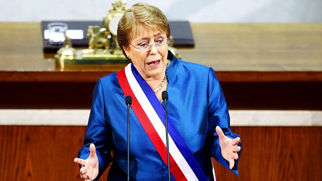 Cuenta pública: Bachelet destacó avances y no realizó grandes anuncios
