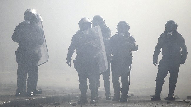 Correa Sutil: El director de Carabineros delibera y justifica la tibieza en sus tropas