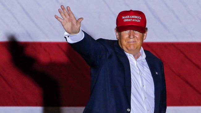 Trump alcanzó cifra de delegados necesarios para asegurar la candidatura republicana