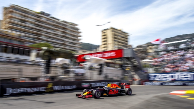 Red Bull acecha el dominio de Mercedes en Mónaco