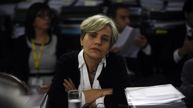 Diputados UDI: Lorena Fries no ha dado el ancho en la defensa de los DDHH