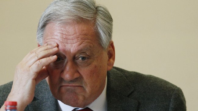 Ex funcionario de Deportes Concepción se querellará contra de Arturo Salah