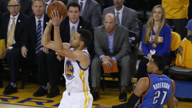 Los Warriors derrotaron a Oklahoma City y siguen con vida en la final del oeste en la NBA