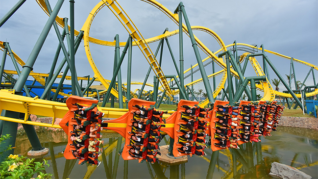 Disney amenaza con acciones tras el uso de sus personajes en parque chino