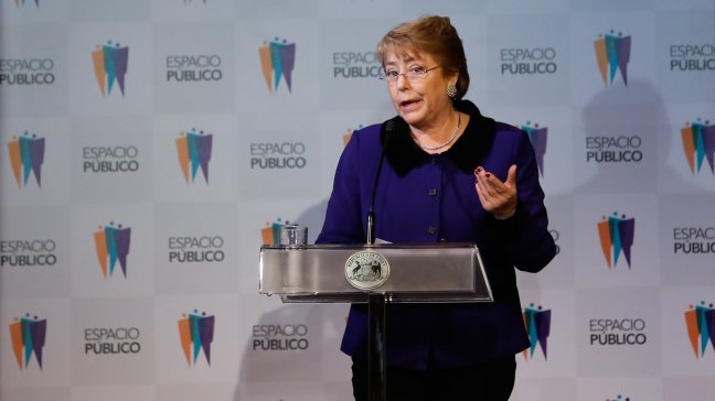 Abogado de Bachelet: Usaremos los criterios de la propia revista para demostrar la falta