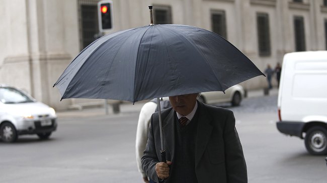 Sistema frontal: Gobierno llama a empresas a prevenir cortes de luz