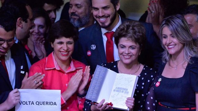 Polémica propuesta para acelerar el juicio a Rousseff traba el proceso