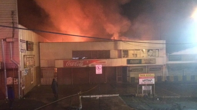 Anunciaron plan de contingencia por incendio de Vega Techada de Los Ángeles