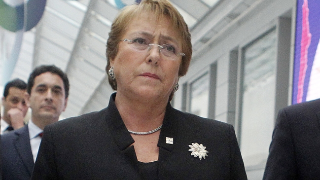 Apoyo a querella de Bachelet contra Qué Pasa pierde fuerza en la Nueva Mayoría