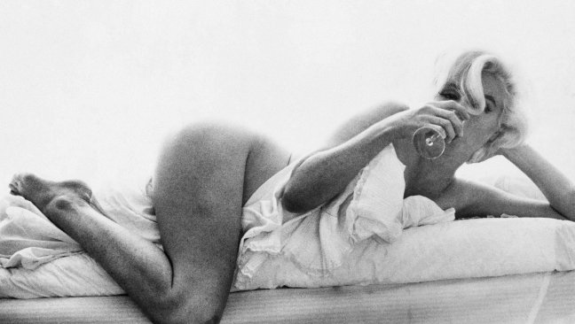 Subastan las fotografías de la última sesión de Marilyn Monroe antes de morir