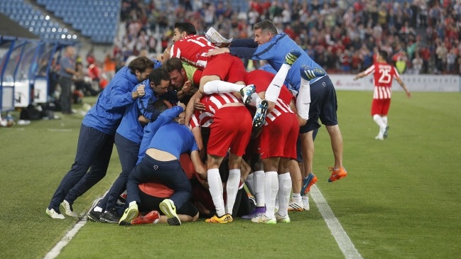 Lorenzo Reyes fue expulsado en empate que salvó a Almería