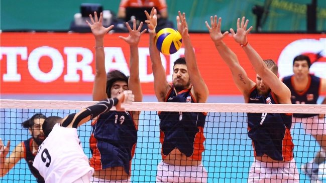 Chile cayó ante México e hipotecó sus opciones en el Preolímpico de voléibol