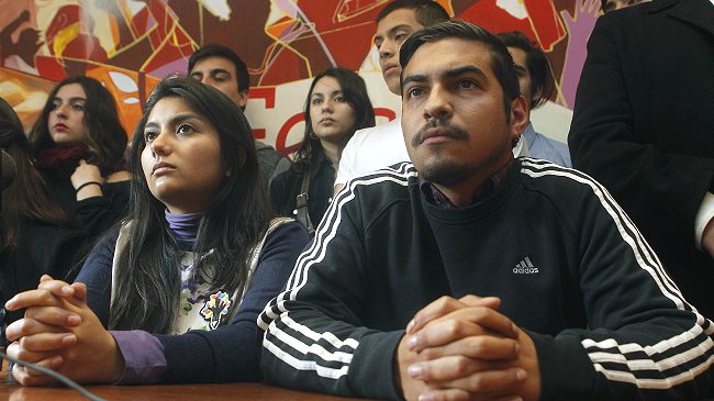 Confech se reunirá con ministra para conocer reforma a la educación superior