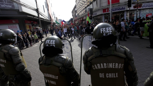 Una docena de secundarios detenidos tras marcha no autorizada en Concepción