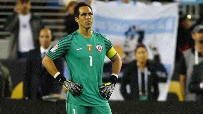 Claudio Bravo: Queda torneo y esperamos que la gente siga confiando en nosotros