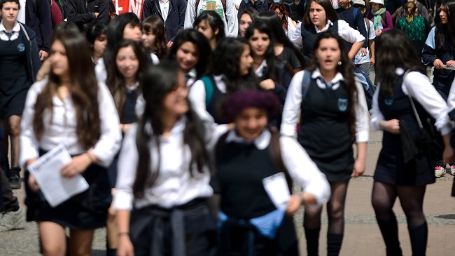 Gobierno espera que hasta 800 colegios pasen a ser gratuitos de aquí a 2018