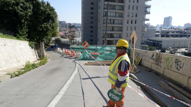 MOP multó a empresa por trabajos que provocaron socavón en Viña del Mar