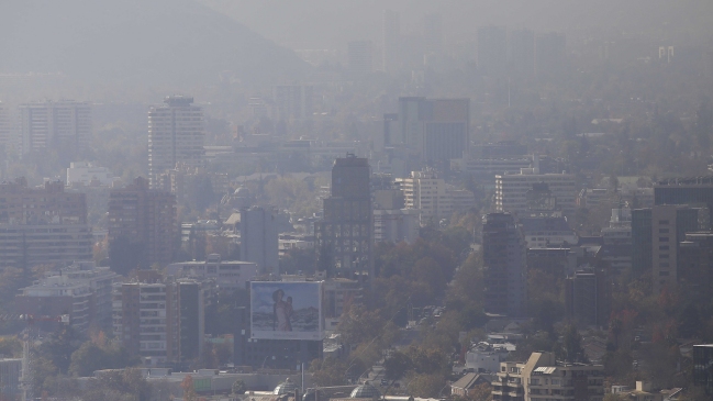 Intendencia decretó la primera preemergencia ambiental del año en Santiago