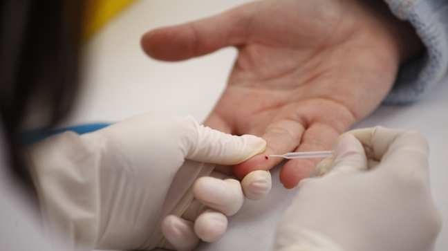 Nueva técnica genética que genera células sanas podría curar la hepatitis B