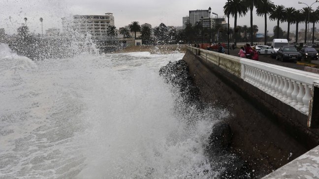 Armada emitió alerta por marejadas entre Arica y el Golfo de Penas